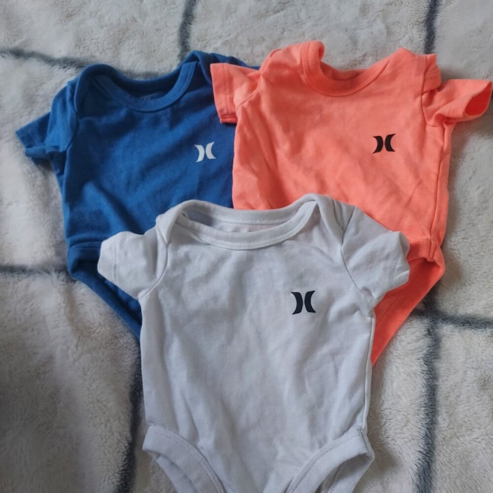 Newborn body suits
